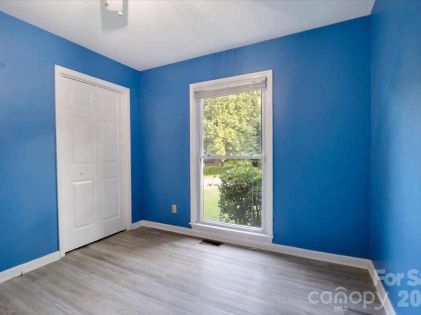 2508 Amity Avenue, Gastonia, NC 28054.  MLS# CAR4422420, YatesRealty ID 50153. 