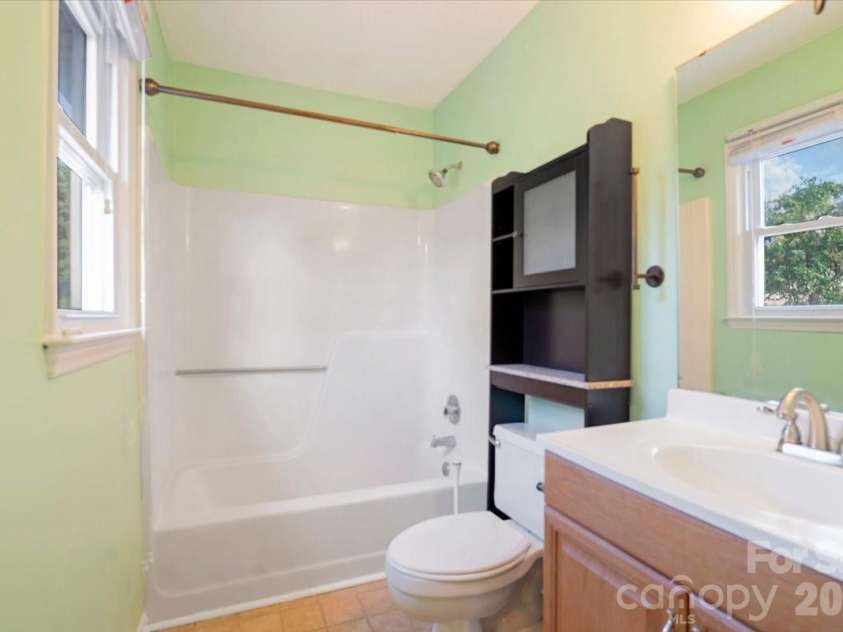 2508 Amity Avenue, Gastonia, NC 28054.  MLS# CAR4422420, YatesRealty ID 50153. 
