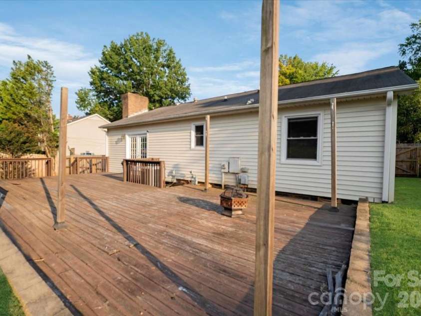 2508 Amity Avenue, Gastonia, NC 28054.  MLS# CAR4422420, YatesRealty ID 50153. 