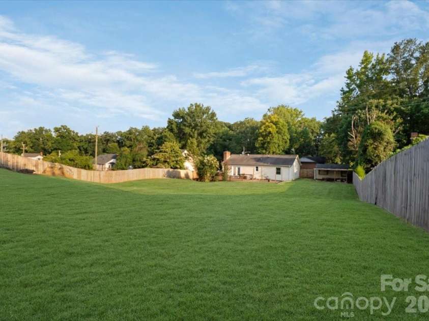 2508 Amity Avenue, Gastonia, NC 28054.  MLS# CAR4422420, YatesRealty ID 50153. 