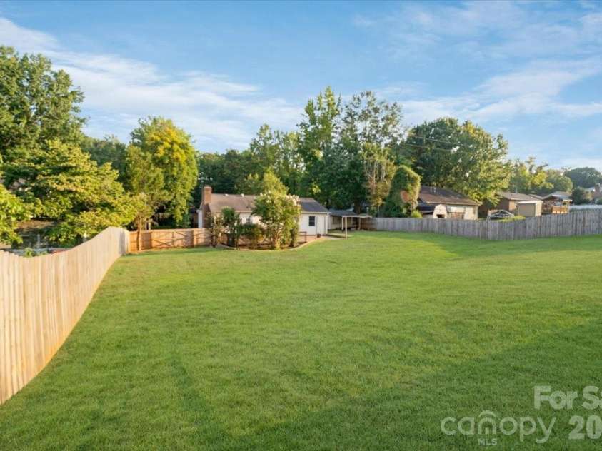 2508 Amity Avenue, Gastonia, NC 28054.  MLS# CAR4422420, YatesRealty ID 50153. 