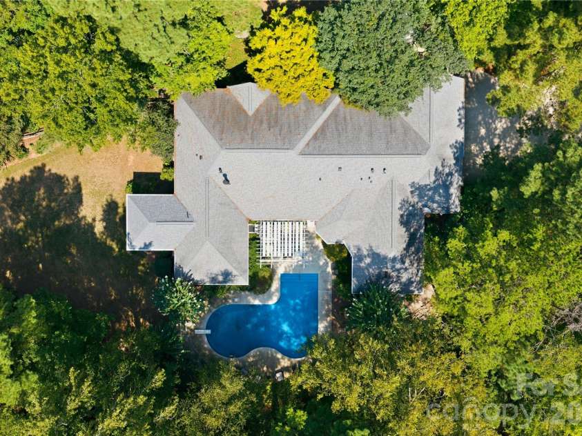 1 Brigadoon Lane, Waxhaw, NC 28173.  MLS# CAR4422417, YatesRealty ID 50154. 