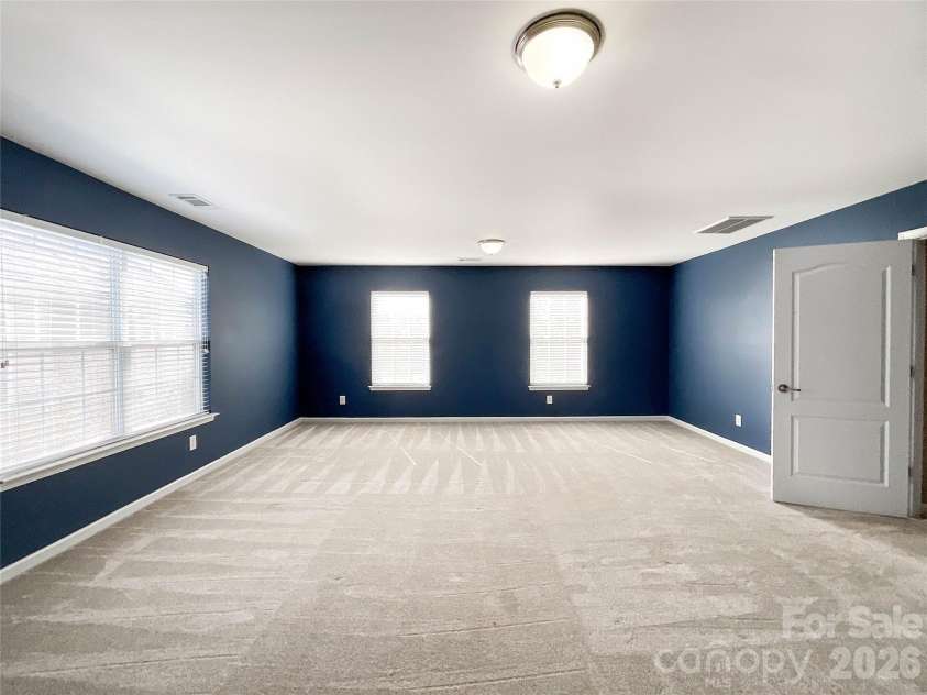 1112 Tranquil Falls Lane, Matthews, NC 28104.  MLS# CAR4422418, YatesRealty ID 50155. Bonus/ Bedroom 6