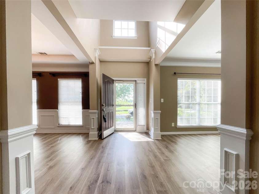 1112 Tranquil Falls Lane, Matthews, NC 28104.  MLS# CAR4422418, YatesRealty ID 50155. Welcome Home
