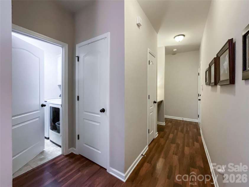 2005 Yellow Daisy Drive, Matthews, NC 28104.  MLS# CAR4422414, YatesRealty ID 50156. 