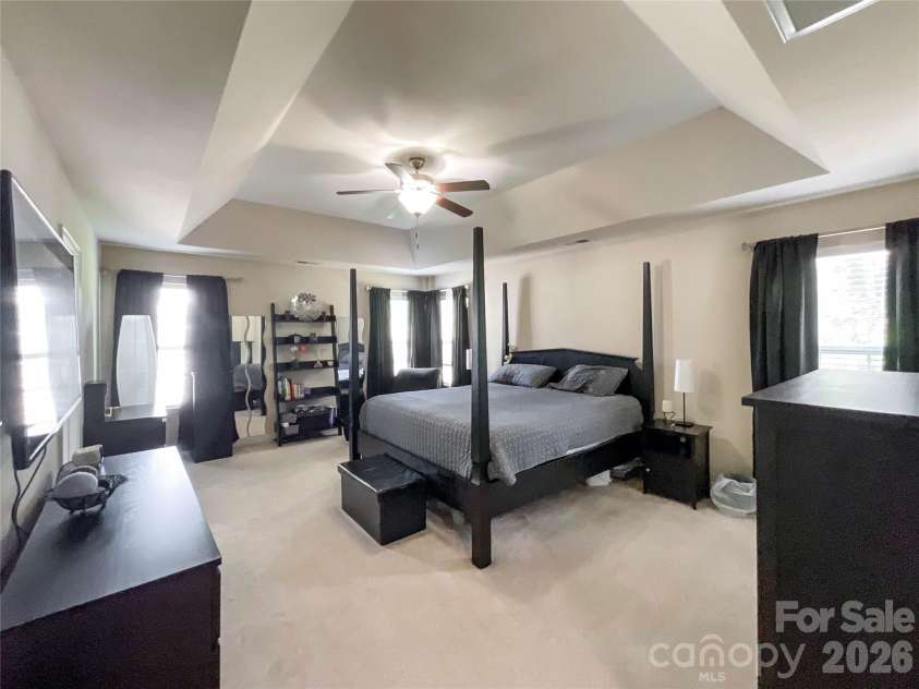 6019 Grassy Knoll Circle, Matthews, NC 28104.  MLS# CAR4422466, YatesRealty ID 50157. 