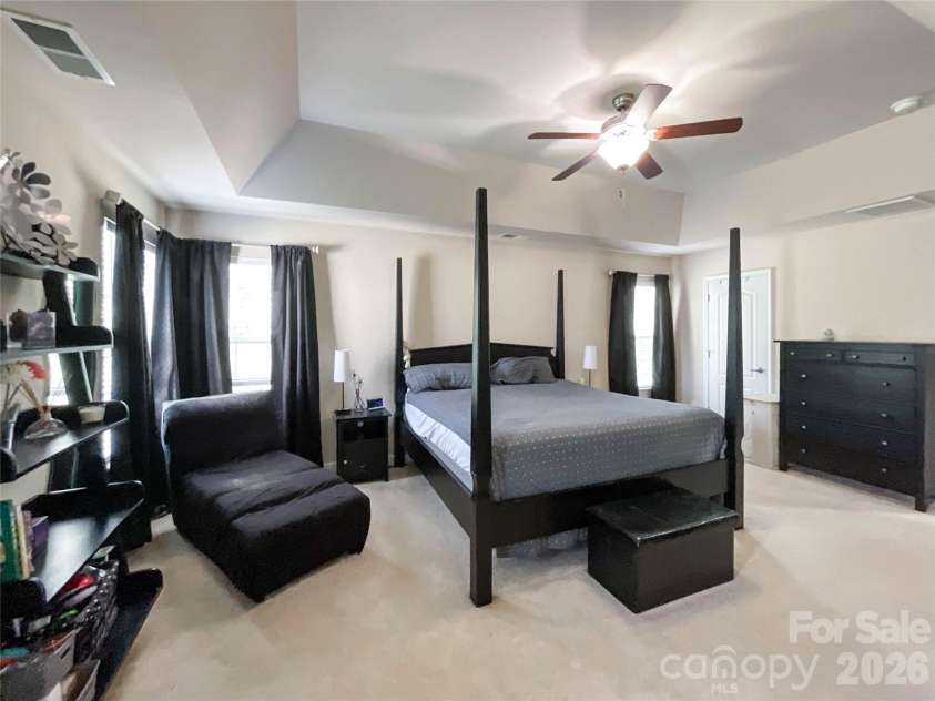 6019 Grassy Knoll Circle, Matthews, NC 28104.  MLS# CAR4422466, YatesRealty ID 50157. Primary