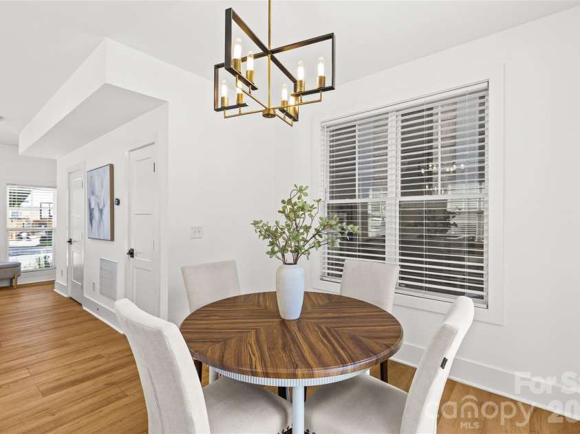 3120 Clemson Avenue, Charlotte, NC 28205.  MLS# CAR4422363, YatesRealty ID 50158. 