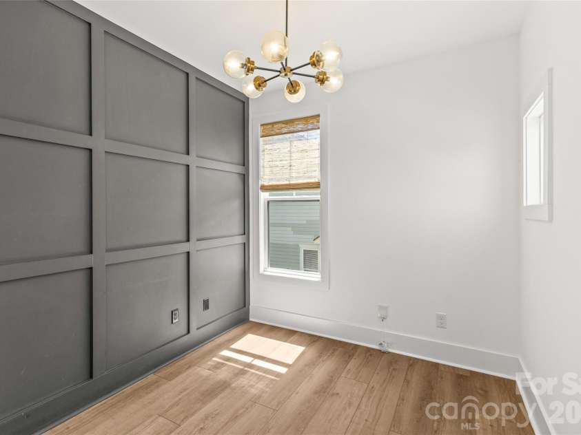 3120 Clemson Avenue, Charlotte, NC 28205.  MLS# CAR4422363, YatesRealty ID 50158. 