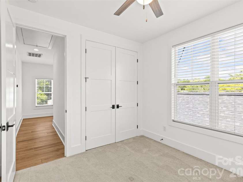 3120 Clemson Avenue, Charlotte, NC 28205.  MLS# CAR4422363, YatesRealty ID 50158. 