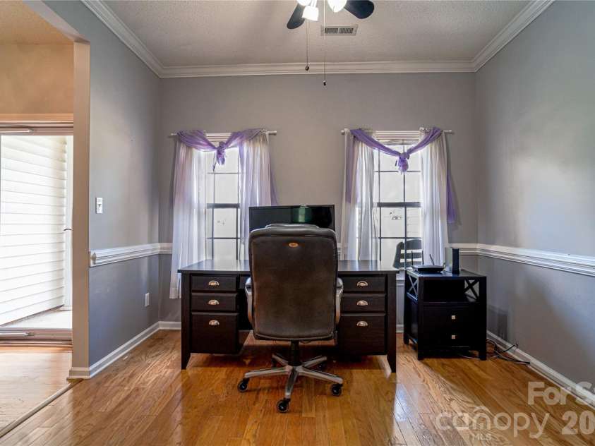 9612 Veronica Drive, Charlotte, NC 28215.  MLS# CAR4422577, YatesRealty ID 50159. Office Window View