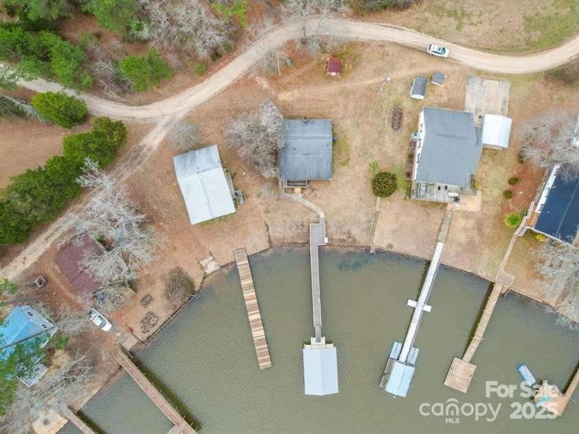 2460 Cottage Lane, Liberty Hill, SC 29074.  MLS# CAR4300988, YatesRealty ID 5016. 