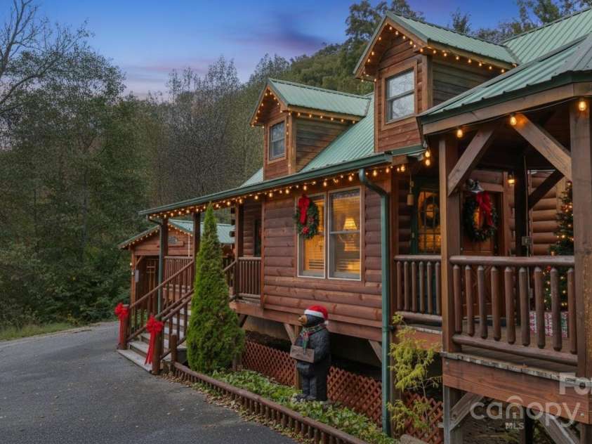 80 Slow Lane, Whittier, NC 28789.  MLS# CAR4307656, YatesRealty ID 5016. AI Generated Holiday Decorated Home