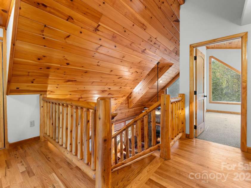 80 Slow Lane, Whittier, NC 28789.  MLS# CAR4307656, YatesRealty ID 5016. Upstairs landing