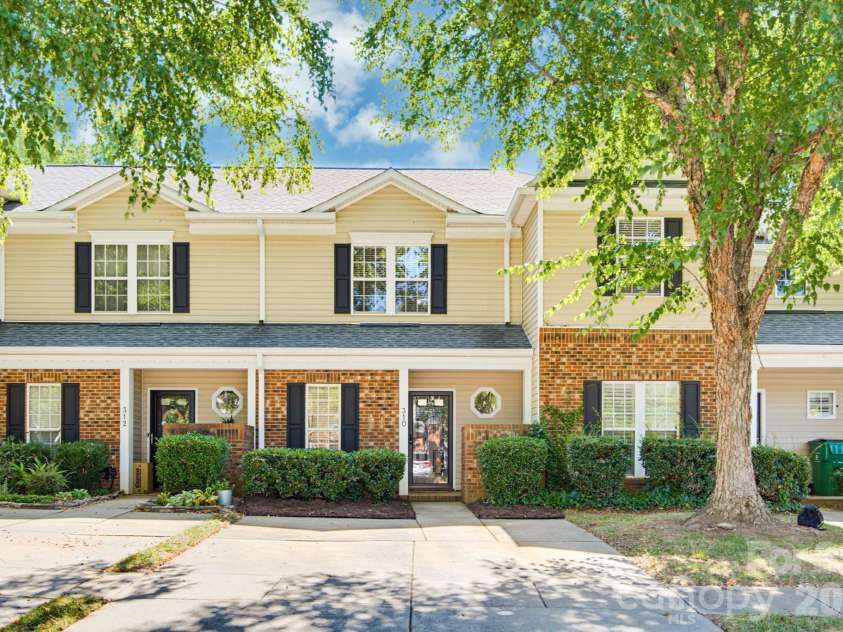 310 Ross Moore Avenue, Charlotte, NC 28205.  MLS# CAR4422149, YatesRealty ID 50162. 