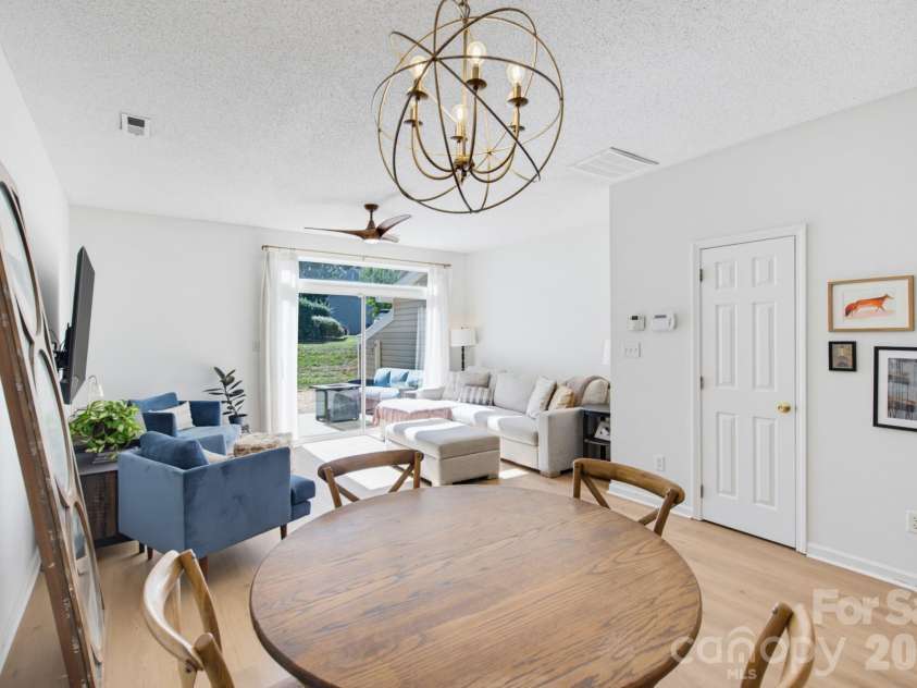 310 Ross Moore Avenue, Charlotte, NC 28205.  MLS# CAR4422149, YatesRealty ID 50162. 