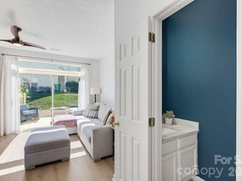 310 Ross Moore Avenue, Charlotte, NC 28205.  MLS# CAR4422149, YatesRealty ID 50162. 