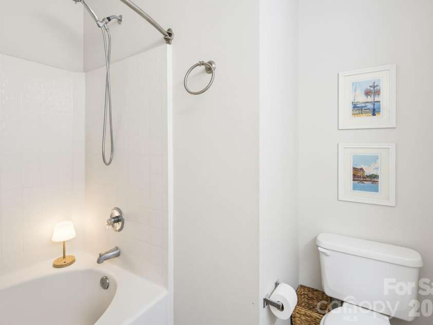 310 Ross Moore Avenue, Charlotte, NC 28205.  MLS# CAR4422149, YatesRealty ID 50162. 