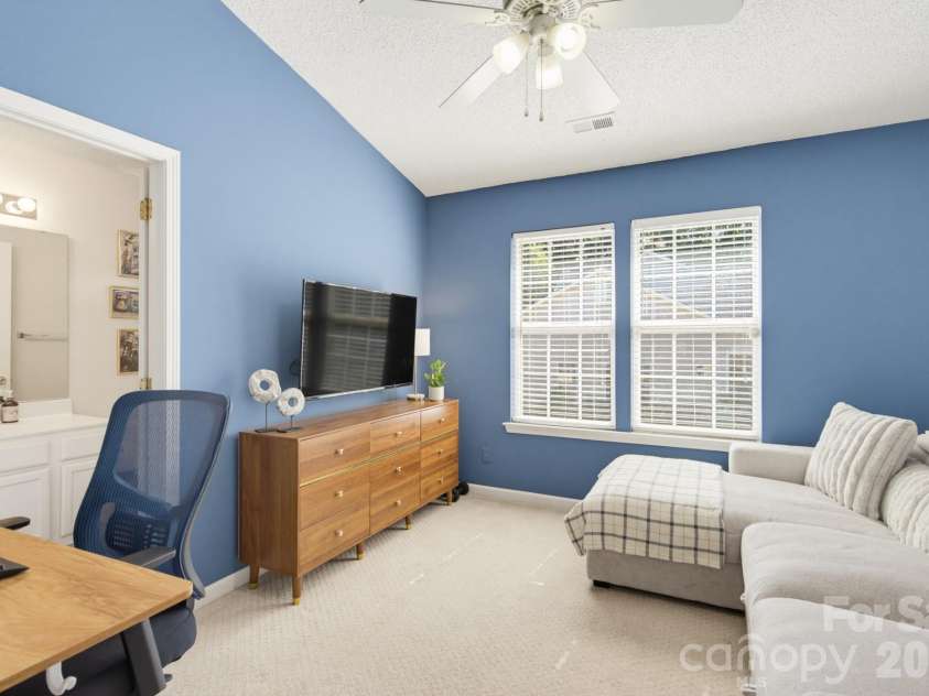 310 Ross Moore Avenue, Charlotte, NC 28205.  MLS# CAR4422149, YatesRealty ID 50162. 