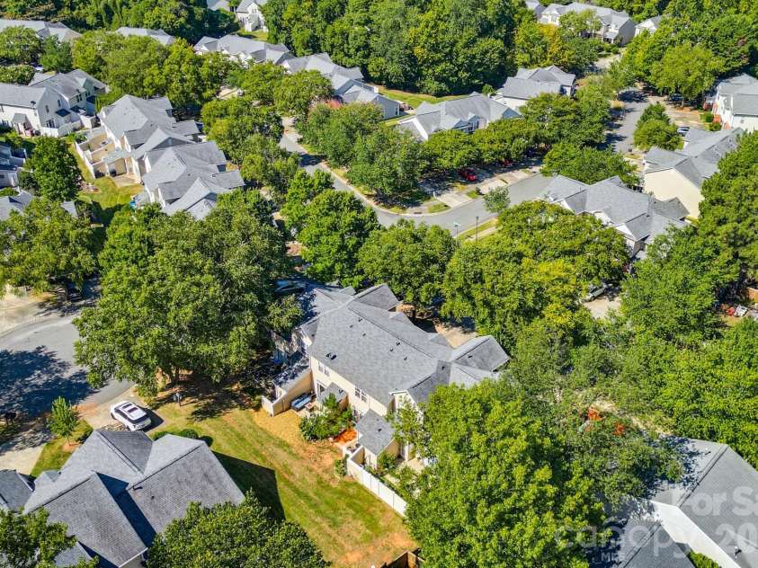 310 Ross Moore Avenue, Charlotte, NC 28205.  MLS# CAR4422149, YatesRealty ID 50162. 