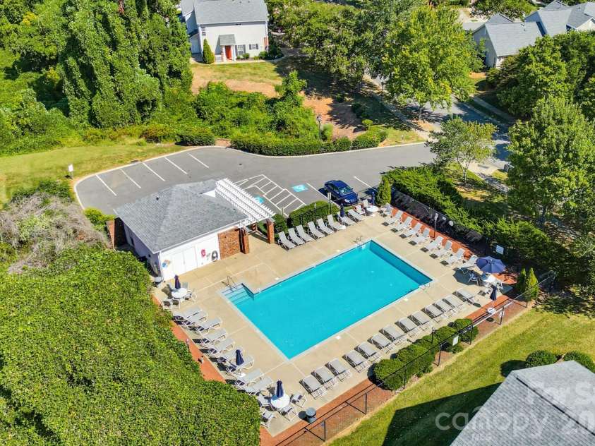 310 Ross Moore Avenue, Charlotte, NC 28205.  MLS# CAR4422149, YatesRealty ID 50162. 