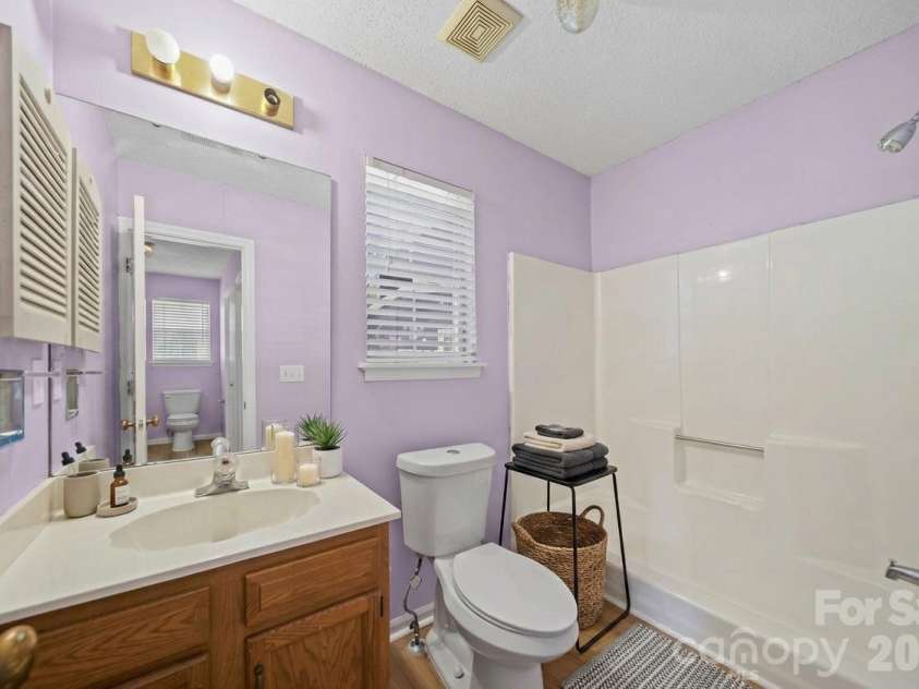 4301 Claybury Court, Charlotte, NC 28227.  MLS# CAR4422172, YatesRealty ID 50163. Primary Bath (Virtual Statging only)