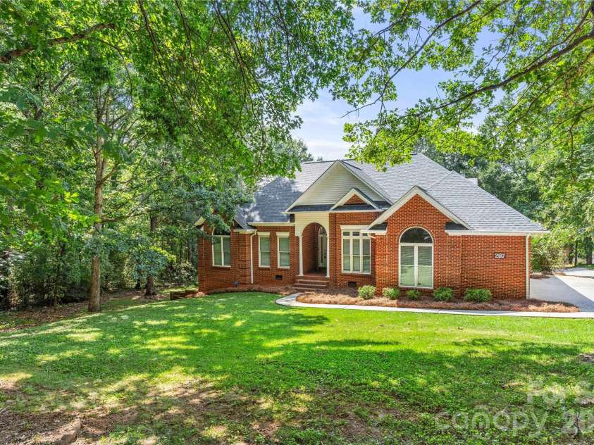 207 Hollow Road, Lincolnton, NC 28092.  MLS# CAR4422229, YatesRealty ID 50164. Front Elevation