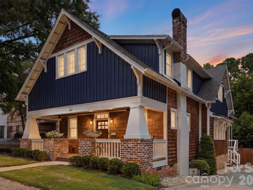 323 Rensselaer Avenue, Charlotte, NC 28203.  MLS# CAR4422248, YatesRealty ID 50166. 