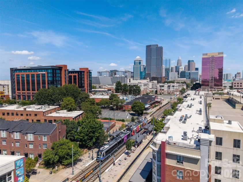 323 Rensselaer Avenue, Charlotte, NC 28203.  MLS# CAR4422248, YatesRealty ID 50166. 