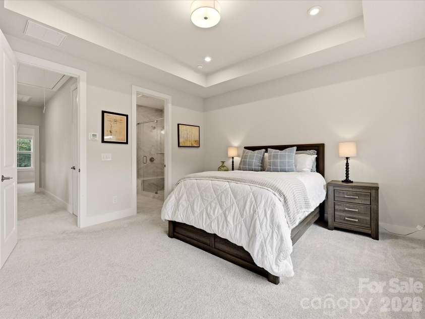 622 Woodlawn Road, Charlotte, NC 28209.  MLS# CAR4422125, YatesRealty ID 50167. 