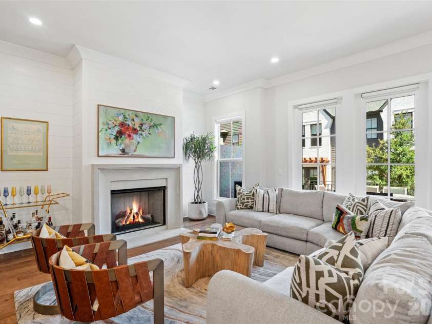 2212 Nolen Ridge Avenue, Charlotte, NC 28209.  MLS# CAR4422162, YatesRealty ID 50169. 