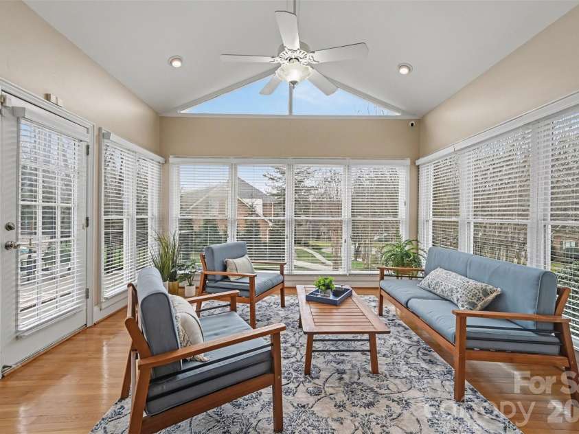1015 Chelsea Place, Matthews, NC 28105.  MLS# CAR4350988, YatesRealty ID 5017. 