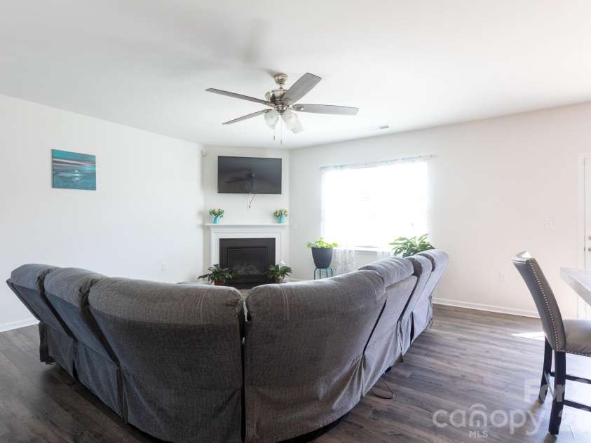 1353 Melon Colony Avenue, Concord, NC 28027.  MLS# CAR4422273, YatesRealty ID 50170. Family Room