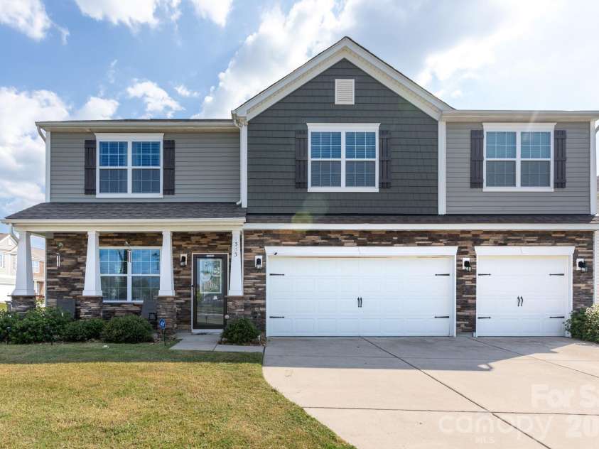 1353 Melon Colony Avenue, Concord, NC 28027.  MLS# CAR4422273, YatesRealty ID 50170. Front View 1