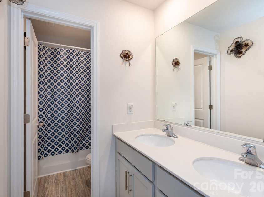 1353 Melon Colony Avenue, Concord, NC 28027.  MLS# CAR4422273, YatesRealty ID 50170. Full Bath Upstairs