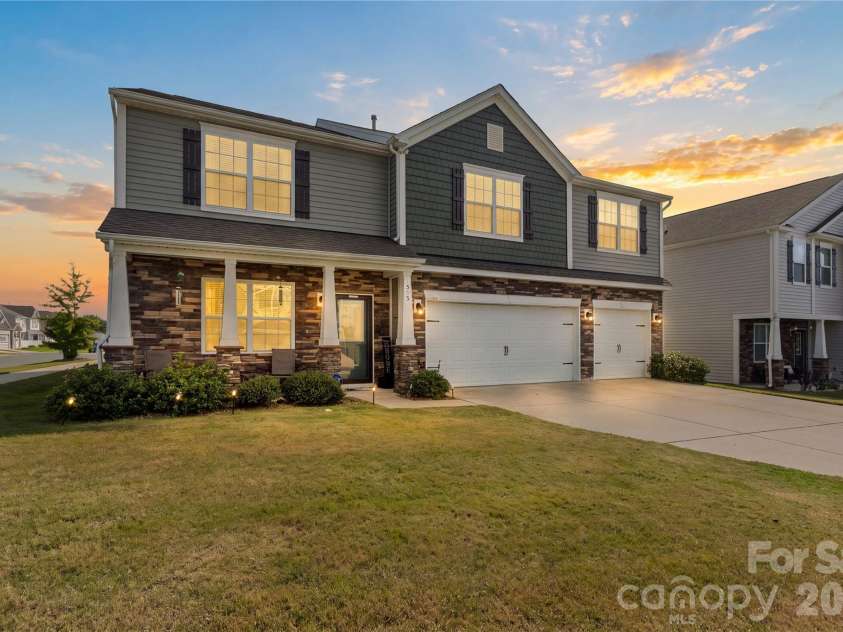 1353 Melon Colony Avenue, Concord, NC 28027.  MLS# CAR4422273, YatesRealty ID 50170. Side