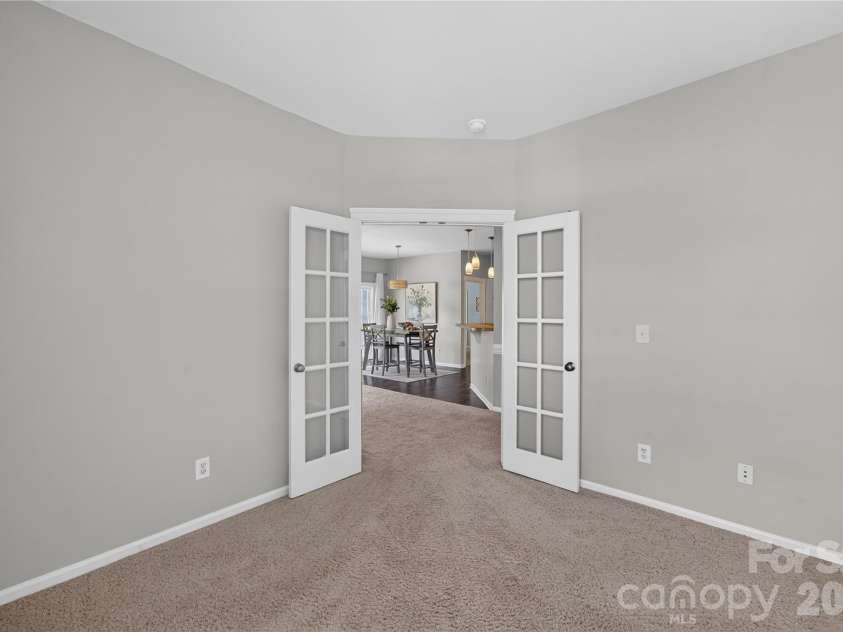15228 Carrington Ridge Drive, Huntersville, NC 28078.  MLS# CAR4421573, YatesRealty ID 50175. 