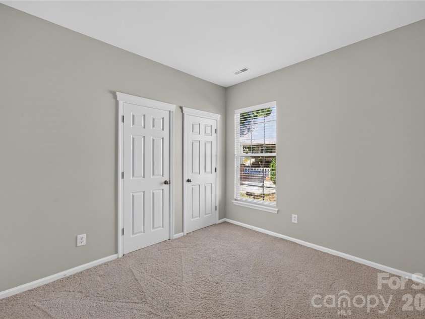15228 Carrington Ridge Drive, Huntersville, NC 28078.  MLS# CAR4421573, YatesRealty ID 50175. 