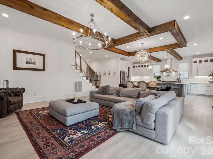 1412 Caldwell Street, Charlotte, NC 28206.  MLS# CAR4421903, YatesRealty ID 50177. 