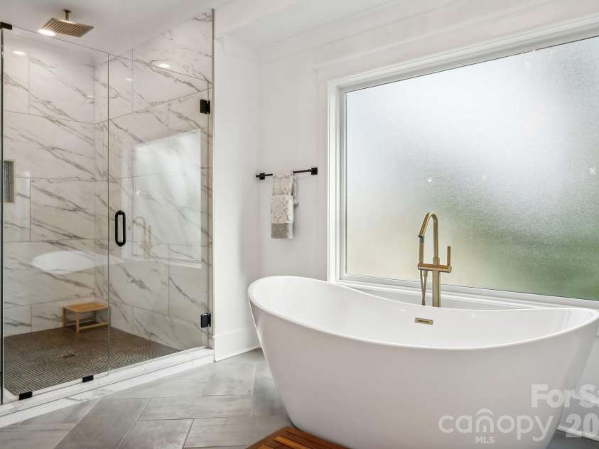 1412 Caldwell Street, Charlotte, NC 28206.  MLS# CAR4421903, YatesRealty ID 50177. 
