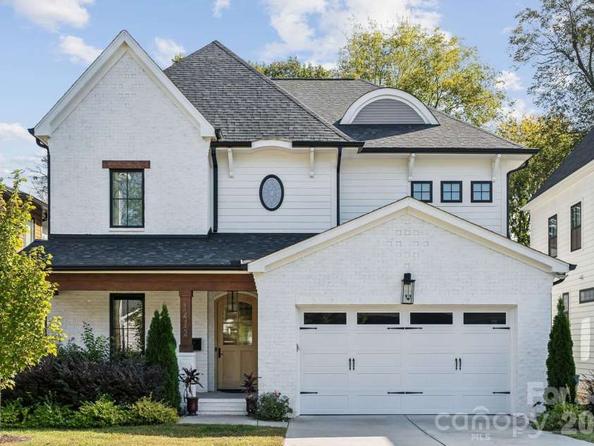 1412 Caldwell Street, Charlotte, NC 28206.  MLS# CAR4421903, YatesRealty ID 50177. Welcome Home!