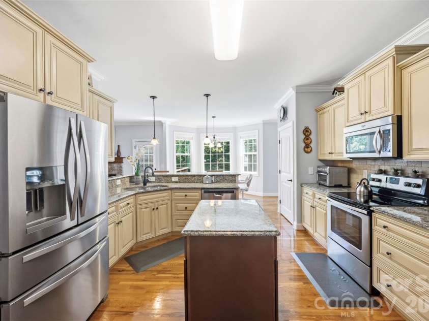 122 Idlewild Road, Advance, NC 27006.  MLS# CAR4421349, YatesRealty ID 50178. 