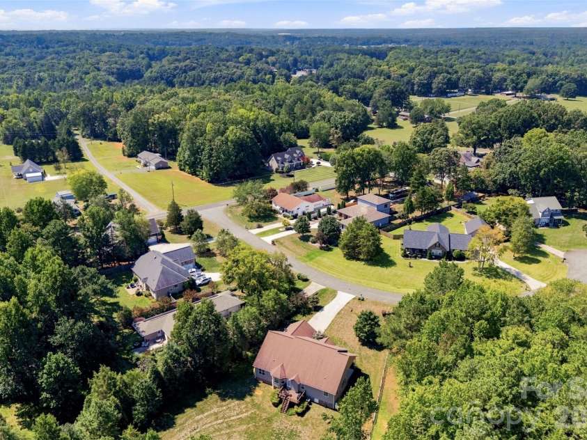122 Idlewild Road, Advance, NC 27006.  MLS# CAR4421349, YatesRealty ID 50178. 