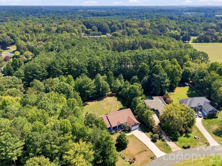 122 Idlewild Road, Advance, NC 27006.  MLS# CAR4421349, YatesRealty ID 50178. 