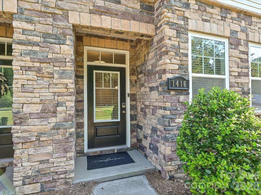 1416 Galloway Road, Charlotte, NC 28262.  MLS# CAR4421775, YatesRealty ID 50179. 