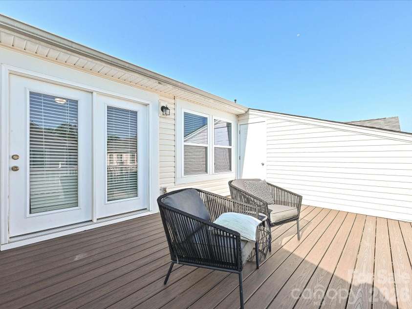 1416 Galloway Road, Charlotte, NC 28262.  MLS# CAR4421775, YatesRealty ID 50179. 
