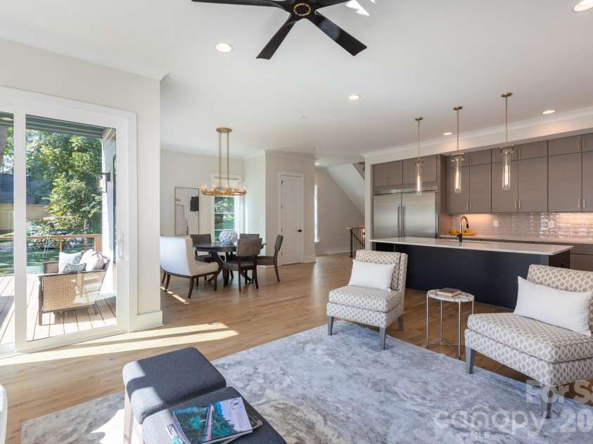 4325 Raney Way, Charlotte, NC 28205.  MLS# CAR4421866, YatesRealty ID 50180. 