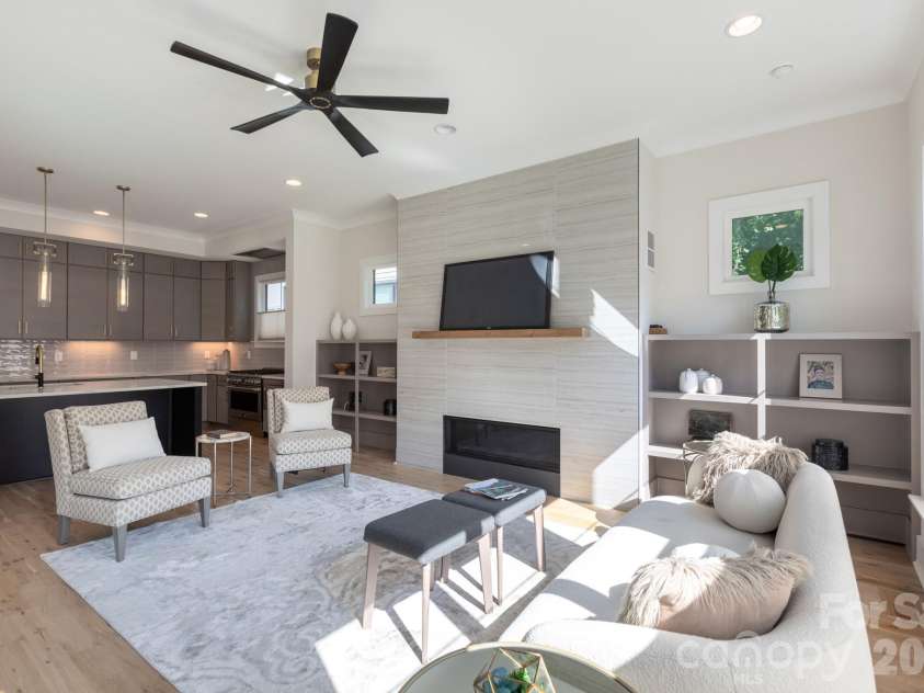 4325 Raney Way, Charlotte, NC 28205.  MLS# CAR4421866, YatesRealty ID 50180. 