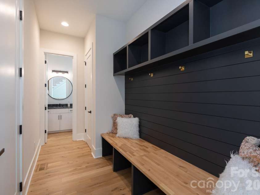 4325 Raney Way, Charlotte, NC 28205.  MLS# CAR4421866, YatesRealty ID 50180. 