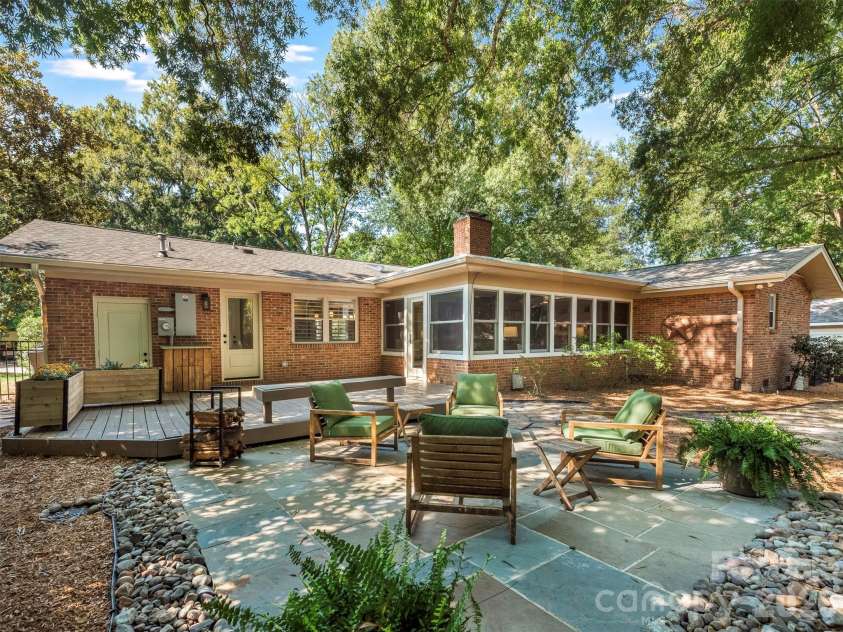 3523 Round Oak Road, Charlotte, NC 28210.  MLS# CAR4421874, YatesRealty ID 50181. Deck and Flagstone Patio